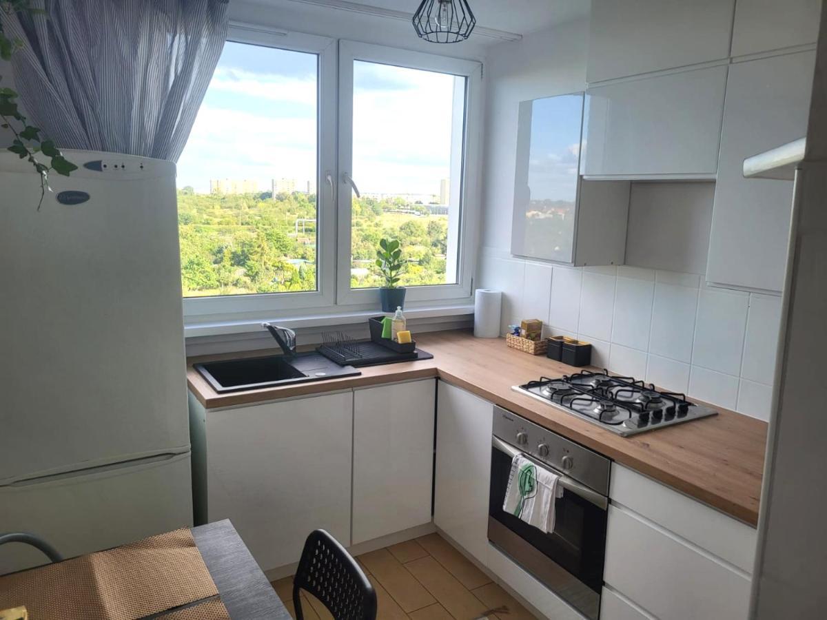 Lemuria Pokoje Wlk Niedzwiedzicy Hostel Legnica Luaran gambar